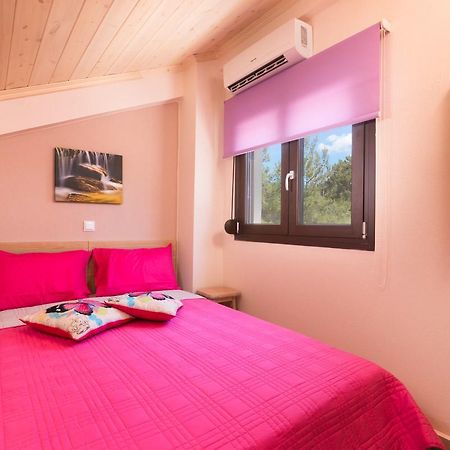 يميناريا Villa Ermioni Apartments المظهر الخارجي الصورة