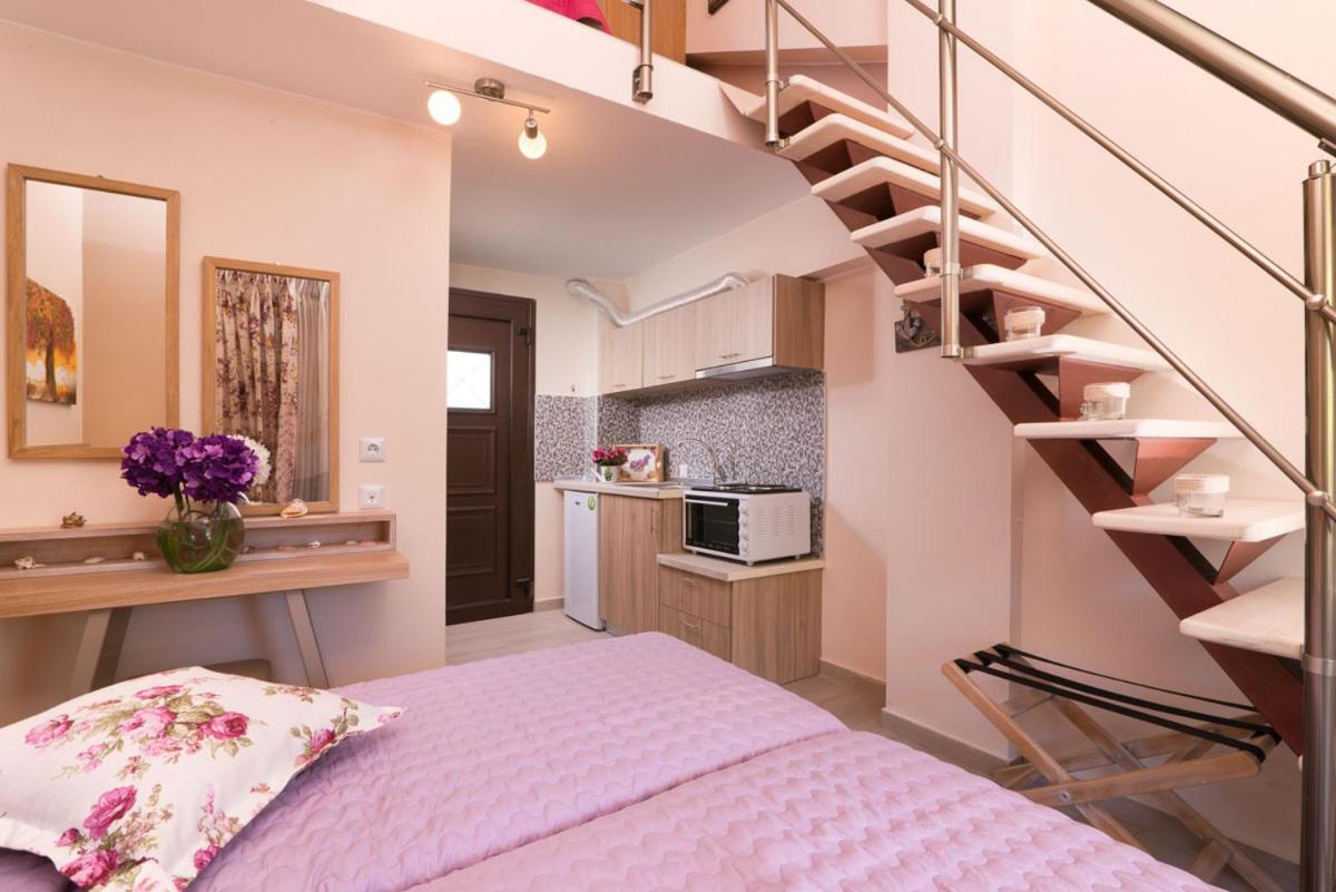 يميناريا Villa Ermioni Apartments المظهر الخارجي الصورة